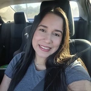 Meet your Posher, Adriana